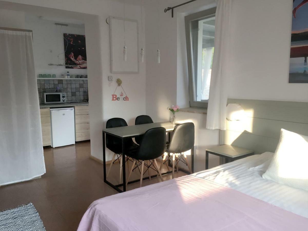 Szelrozsa Apartmanhaz ヴァレンツァ エクステリア 写真